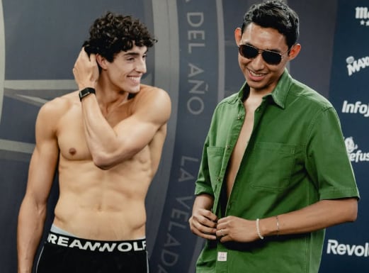 Un Fernanfloo más maduro, feliz y ahora en su faceta como padre llega hoy al cuadrilátero de La Velada del Año VI para enfrentar uno de los retos más grandes de su carrera frente a Plex (Cortesía: InfoVelada).