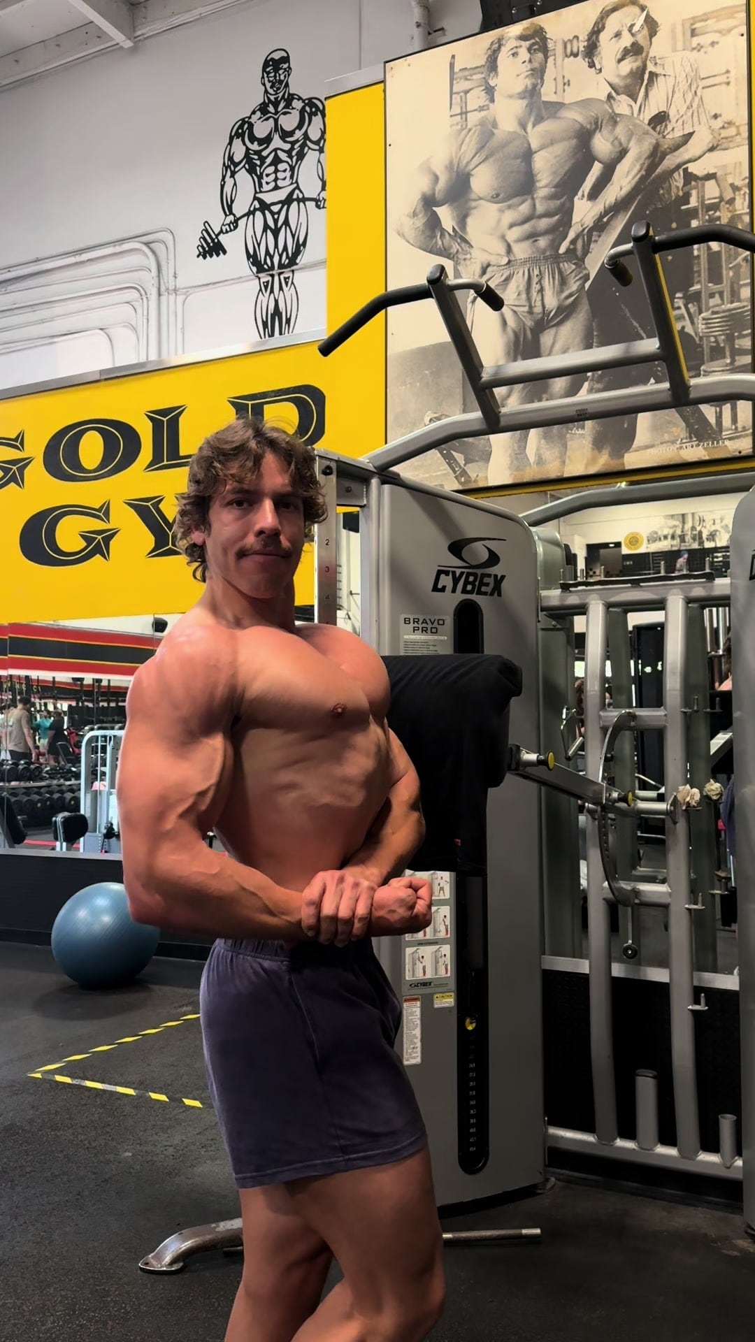 Joseph Baena sigue una preparación natural para su debut en una competencia con estrictos controles antidopaje.(Créditos: TikTok/JoeBaena)