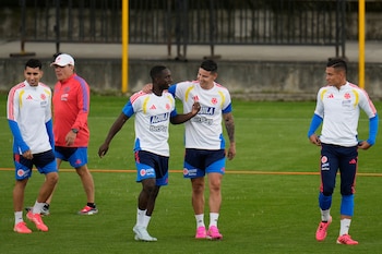 El seleccionador nacional admitió que la preparación para el Mundial tuvo poco tiempo de trabajo conjunto, pero ratificó que la aspiración de Colombia es llegar a la final - crédito Fernando Vergara/AP