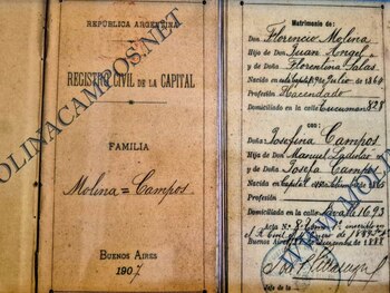 Un rincón del bar está