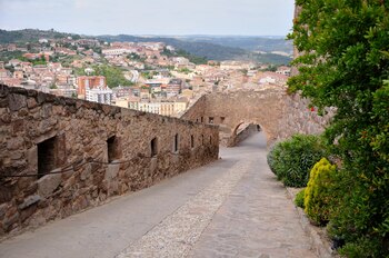 Cardona es una de las