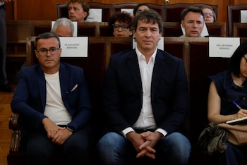 El hermano del presidente del gobierno, David Sánchez, y el exlíder del PSOE extremeño, Miguel Ángel Gallardo, este jueves en la Audiencia de Badajoz (EFE/ Ballesteros POOL9