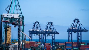 Chile avanza con expansión del puerto de San Antonio en plena competencia regional por el Pacífico