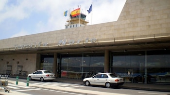 Desalojan la zona de embarque del aeropuerto de Tenerife Norte por una incidencia con humo