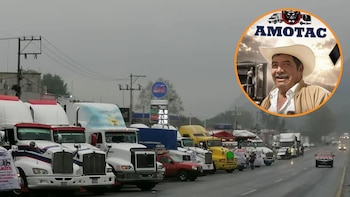 Transportistas en Puebla protestan con cierre de carreteras tras asesinato de delegado regional