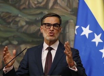 Félix Plasencia asumió la Cancillería