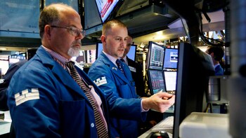 Wall Street abre mixto y