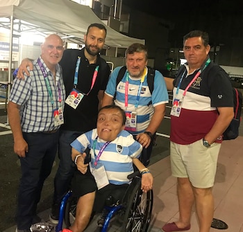 Con su padre, que lo