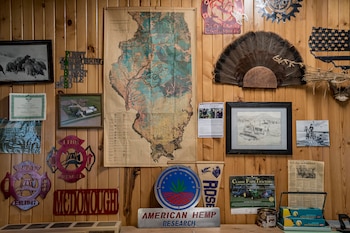 Un cartel del nuevo negocio