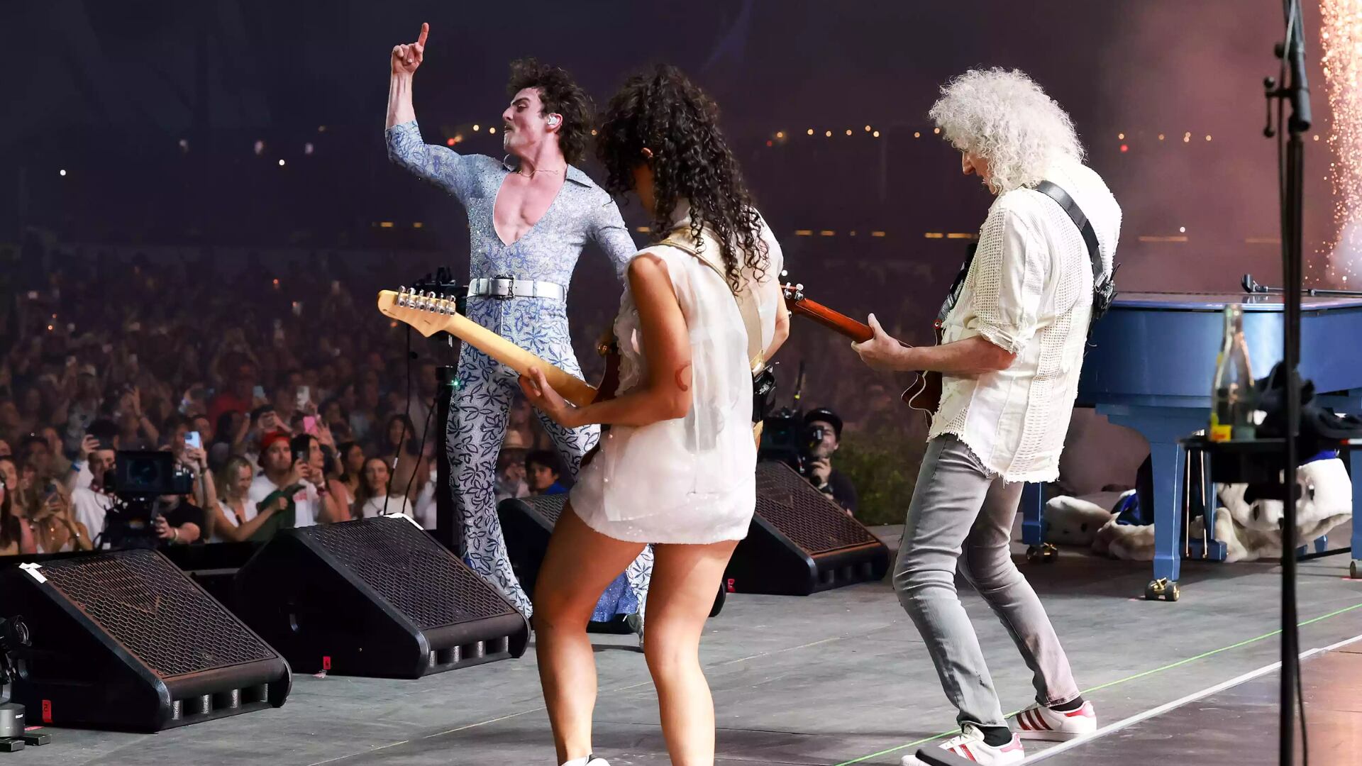 El talento de Susana Vásquez fue parte del homenaje a Freddie Mercury en Coachella, reforzando la calidad del acto y llevando el nombre de Colombia a lo más alto - crédito @bensonboonenation/Instagram