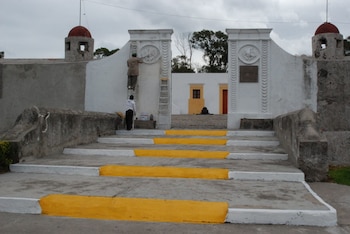Bajo el mando del General