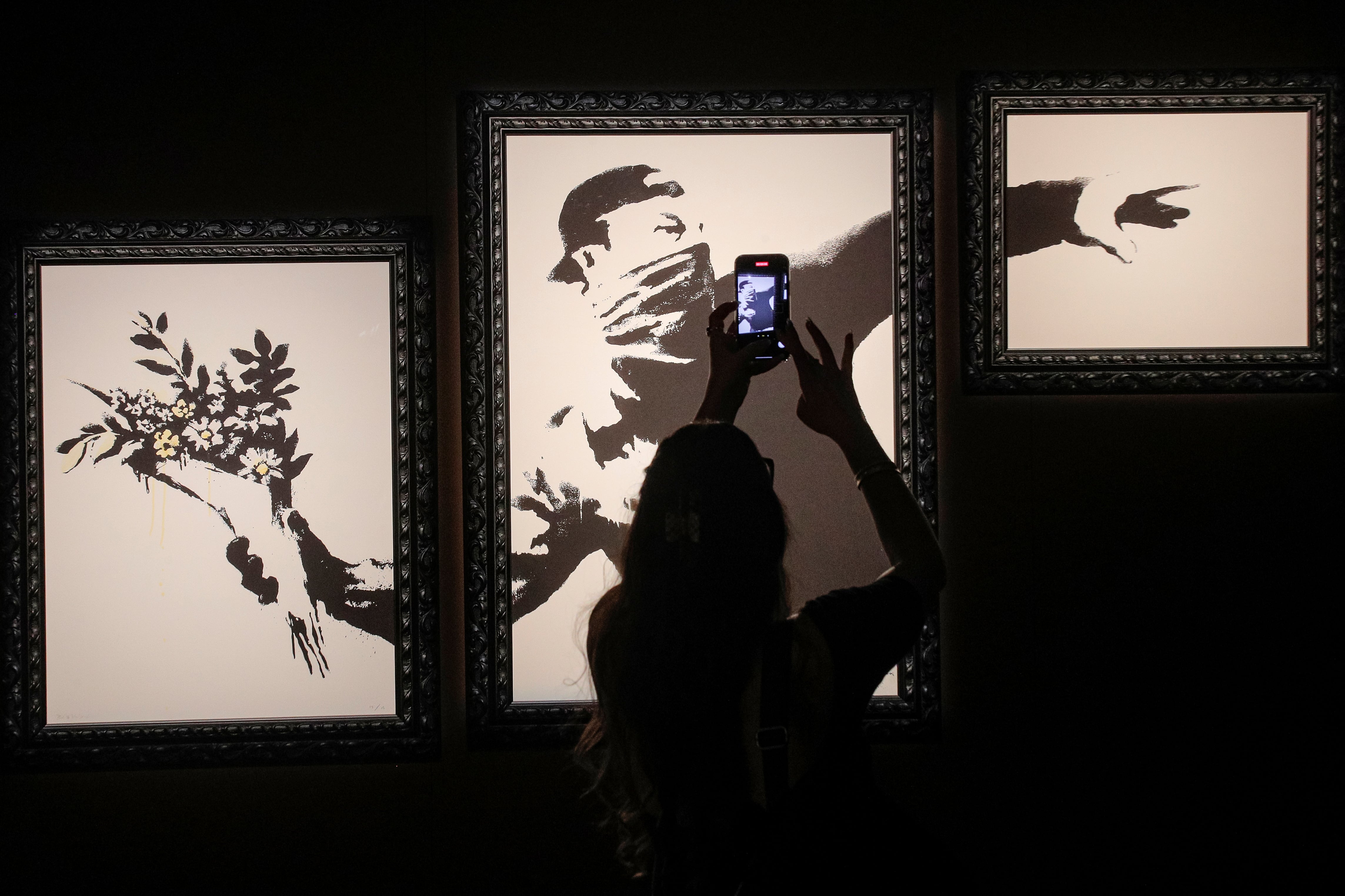 Rumores, noticias falsas y teorías sobre la identidad de Banksy alimentan el mito en torno a su figura REUTERS/Brendan McDermid