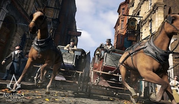 Dos carruajes tirados por caballos se mueven rápidamente por una calle adoquinada flanqueada por edificios de época victoriana bajo un cielo brillante, con el logo del juego