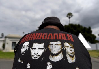 A fan wearing a Soundgarden