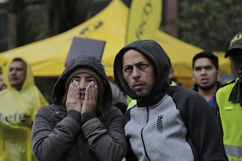 Bogotá, 19 de junio de 2018. Hinchas de !as Selección Colombia disfrutan del partido Colombia va Japón en el Parque Santander en el centro de Bogotá. (Colprensa - Sofía Toscano)