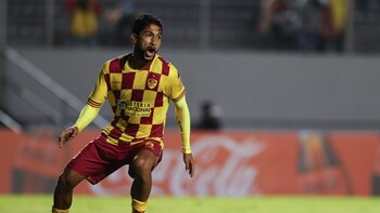 Aucas mantiene el liderato del