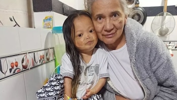 La mujer más pequeña de