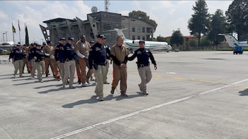 Interpol Colombia extraditó a siete extranjeros, entre ellos ‘El Monstruo del modelaje’: son requeridos en seis países por narcotráfico, homicidio y abuso sexual