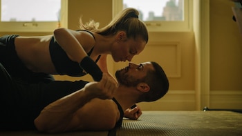 Ester Expósito lidera Enfrentados: Marfil, la nueva apuesta romántica de Prime Video basada en Mercedes Ron