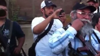 Nicolás Sierra Santana, detrás de