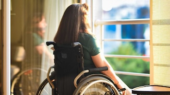 La víctima denunció que su hija la engañó durante años y se quedó con el dinero de su pensión por discapacidad