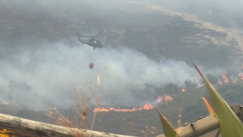 Fuerza Aérea realizó 35 descargas y lanzó 14.000 galones de agua contra incendio en Villa de Leyva