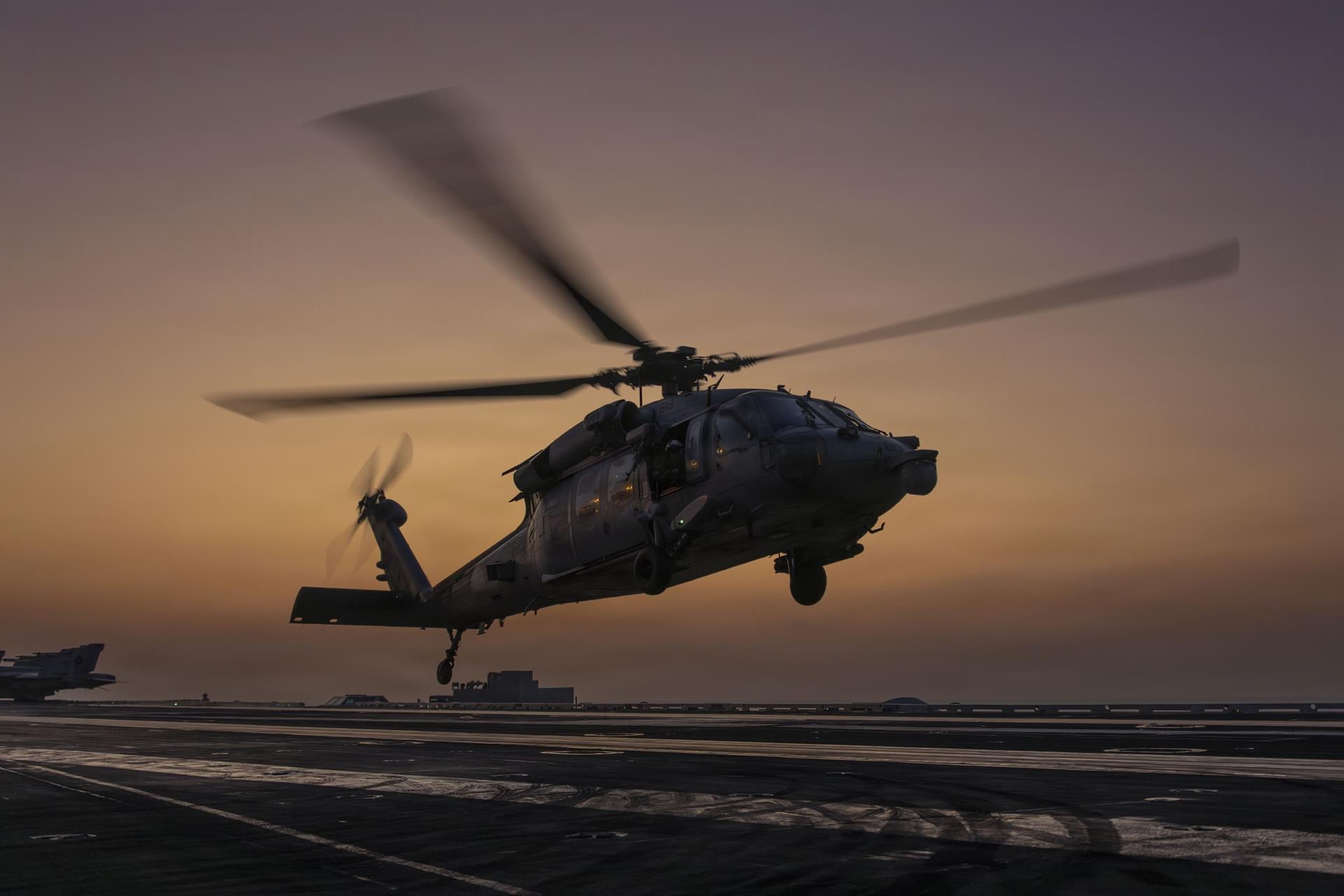 La aeronave sufrió un accidente en plena misión, desatando un amplio operativo de rescate y poniendo a prueba los protocolos de emergencia de la flota (U.S. Navy)