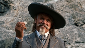 John C. Reilly sorprende como