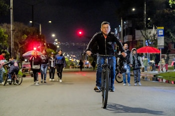 La Ciclovía Nocturna habilitará 94,01 kilómetros de vías en Bogotá para el disfrute gratuito de miles de ciudadanos durante la noche del 27 de agosto - crédito IDRD