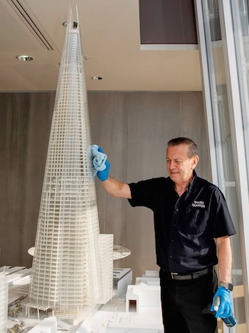 Zuluaga es un empleado de