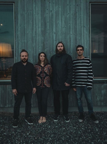 De izquierda a derecha: Ekain