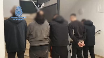 Una pancarta sobre La Manada,