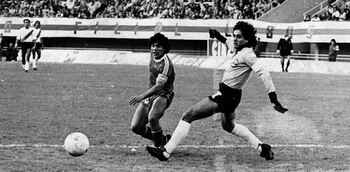 En el segundo gol dejó