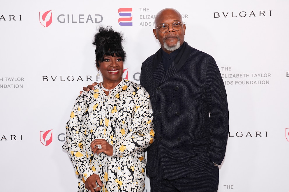 Samuel L. Jackson's Unbreakable Bond with Latanya Richardson Samuel L.Jackson and Latanya