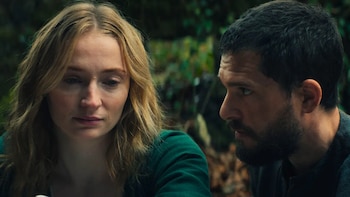 Kit Harington se sincera sobre las escenas íntimas con Sophie Turner en 'The Dreadful': “Fue asqueroso, pero correcto”