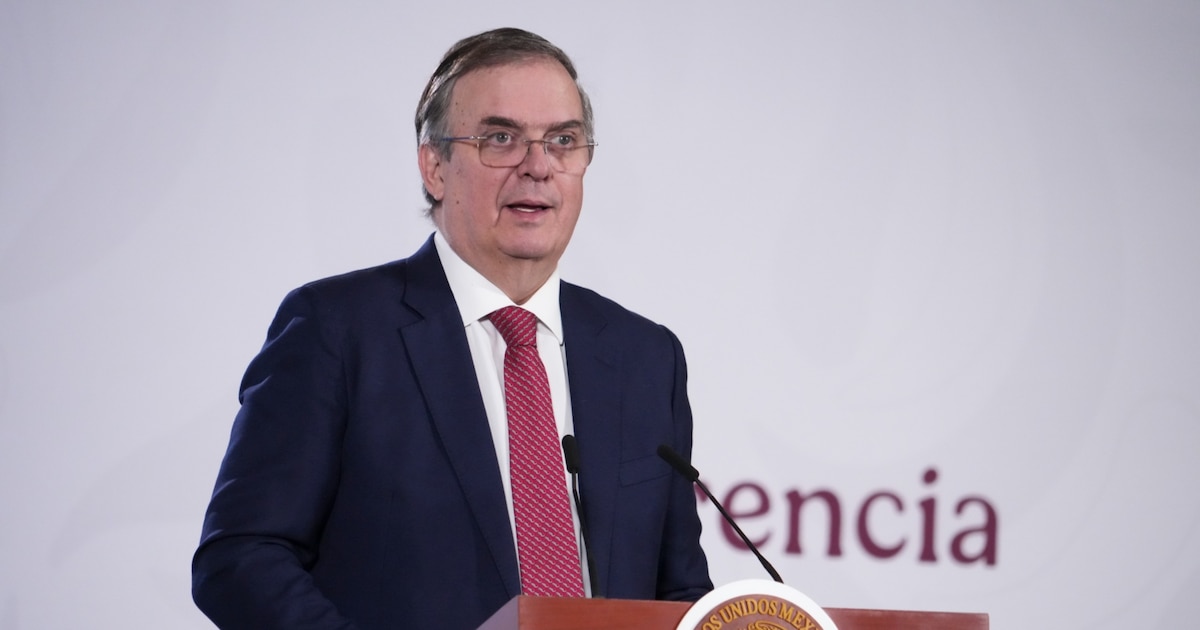 Photo: infobae.com Mexico Asks US for Tariff Pause on Steel and Cars
