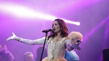 Monsieur Periné cierra la marcha