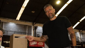 Le pusieron derecho de admisión