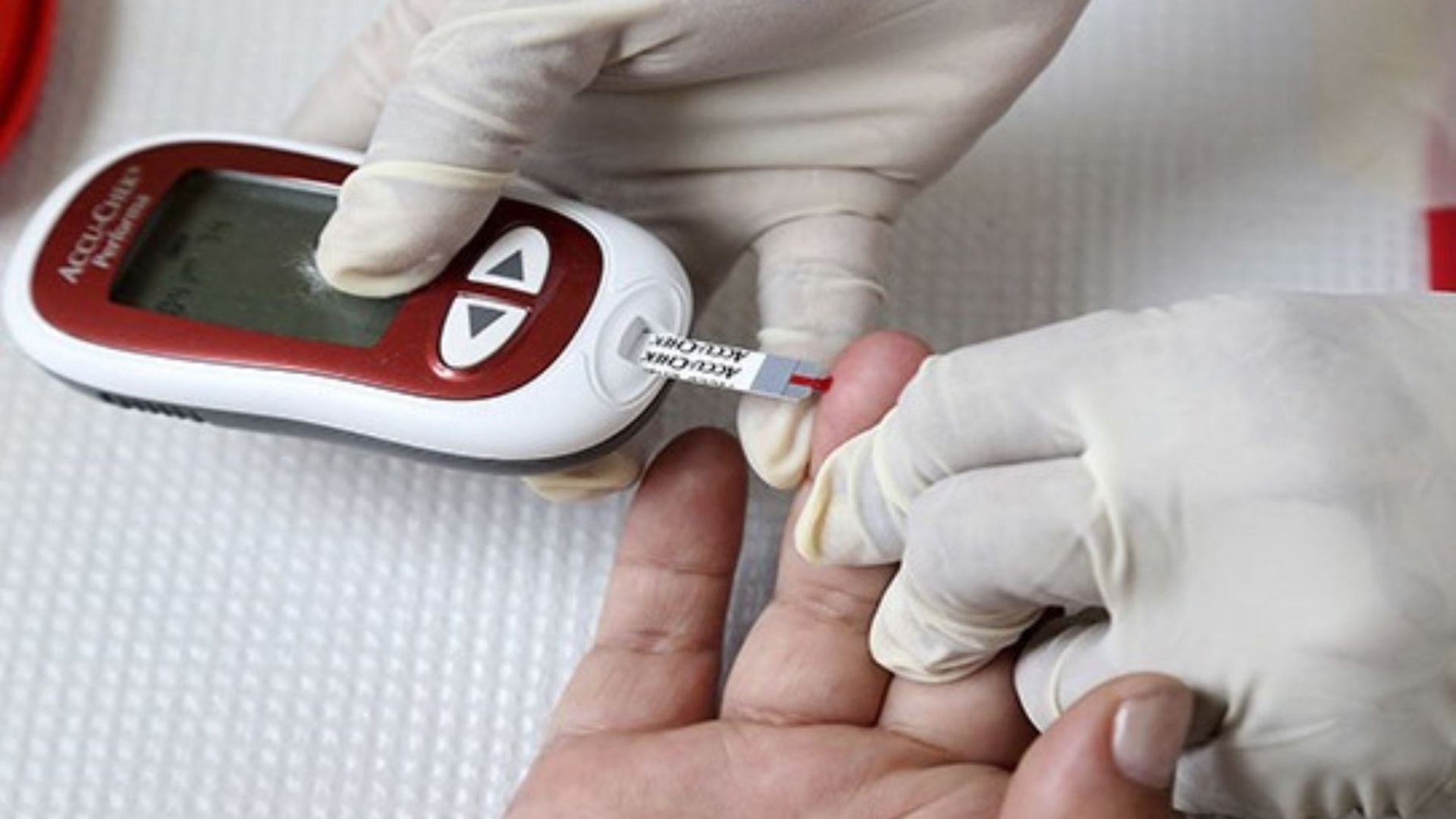 El uso de datos compartidos entre clínicas permite comparar resultados, mejorar tratamientos y aumentar la calidad de vida de los pacientes (Andina)