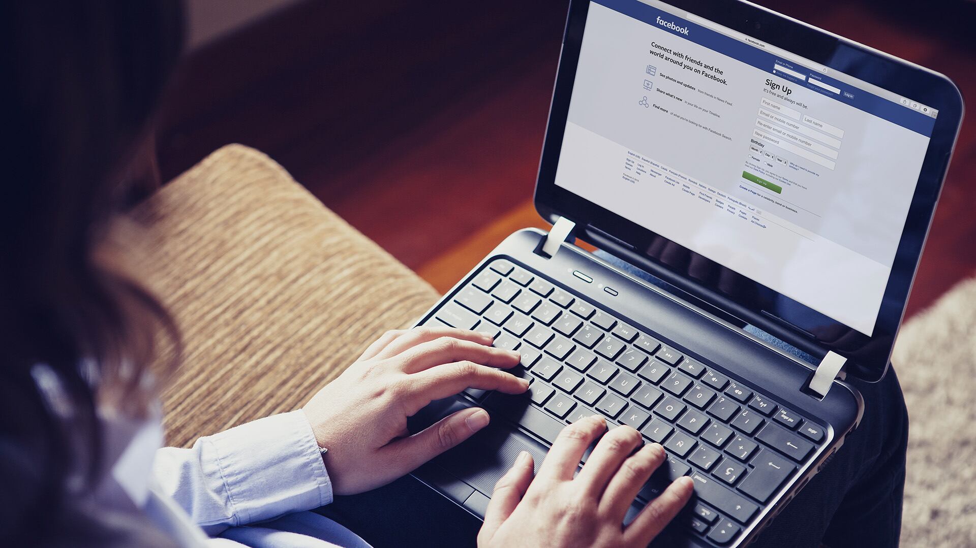 El engaño comenzó con una consulta en Facebook sobre un descuento en supermercados que derivó en un llamado con un falso representante bancario. (Foto de archivo: Shutterstock)