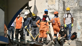 Medicina Legal confirmó la identificación de más cuerpos tras el terremoto en Colombia: cuántos son y de qué ciudades