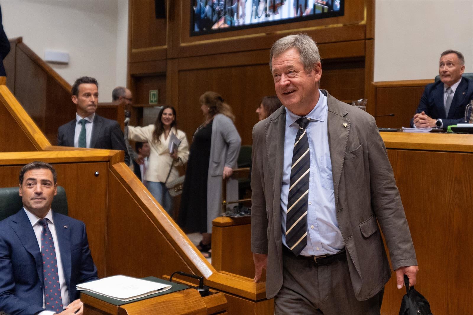 Zupiria dice que "estaba sobre la mesa" hallar a disidentes de ETA pero el material sensible localizado fue "sorpresa"