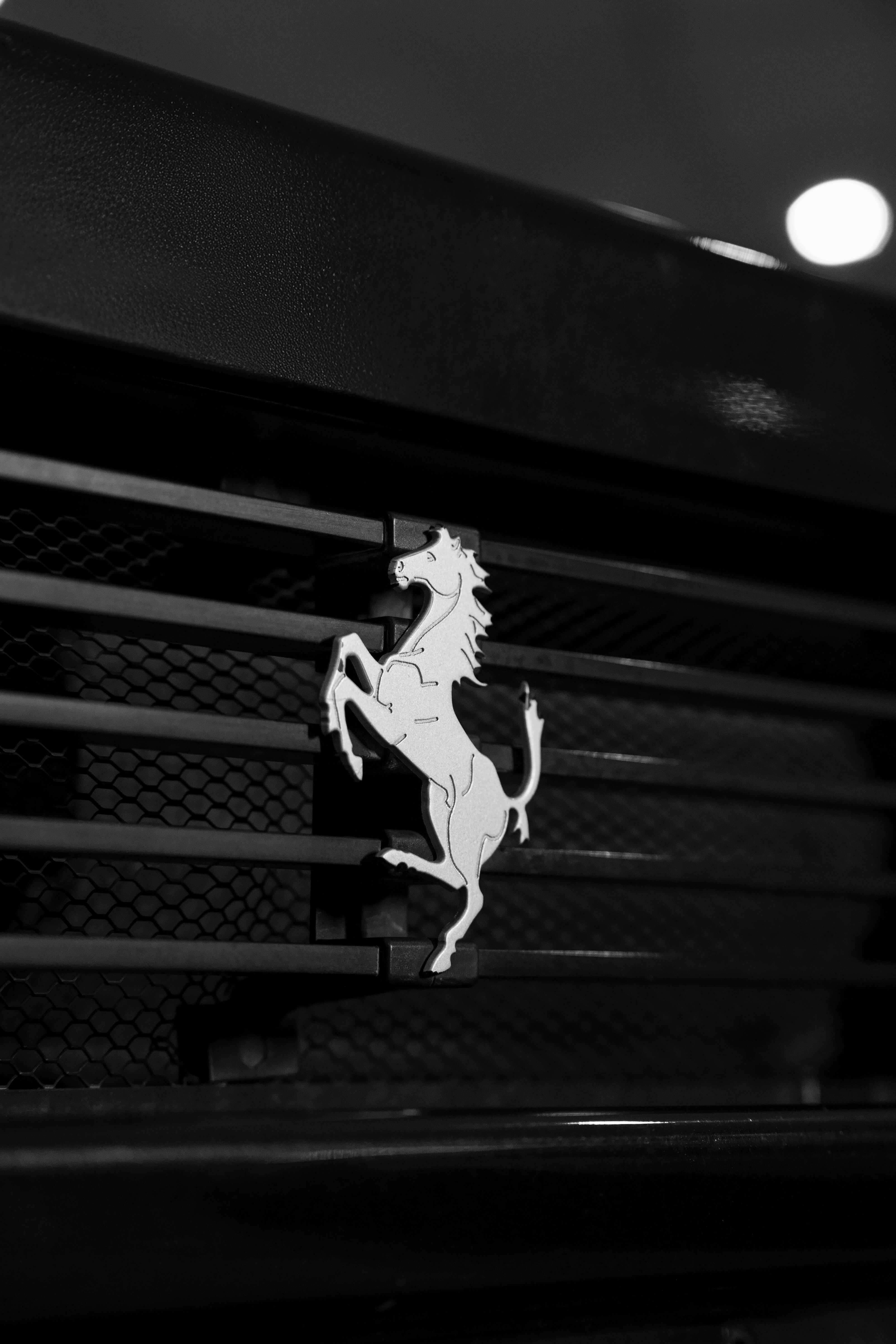 El icónico Cavallino Rampante que identifica a la Scuderia de Maranello