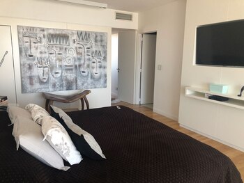 Uno de los dos dormitorios