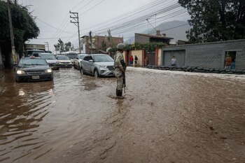 Chaclacayo: viviendas destruidas, pistas intransitables y miles de damnificados por la caida de huaicos.