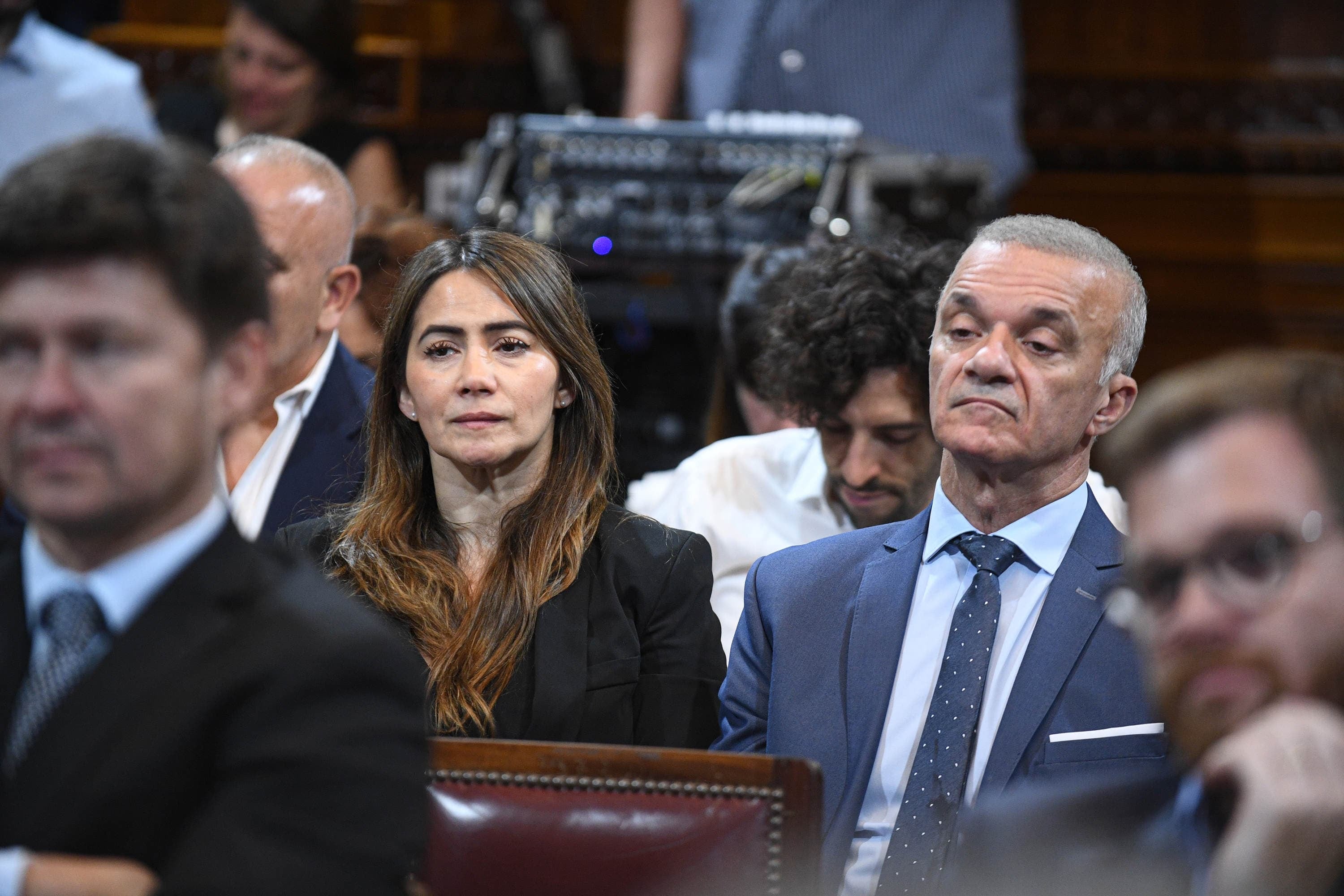 Los misioneros renovadores Elizabeth Rojas Decut y Carlos Arce. La primera quedó como presidenta de la comisión de Educación de la Cámara alta. Ambos voltearon la ley de Ficha Limpia el año pasado (Prensa Senado)