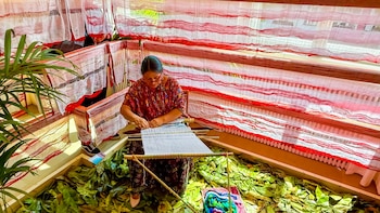 El arte guatemalteco conquista la Berlin Design Week con la muestra “Guatemala diseña con las manos”