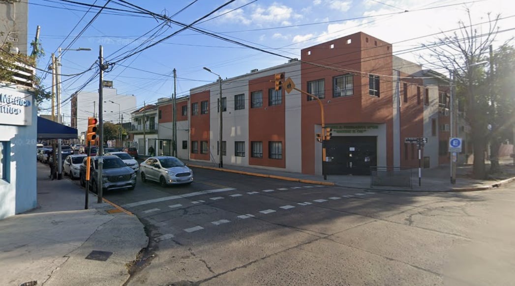 La esquina de Belgrano y Pierres, en Villa Domínico, donde murió el policía (Google Maps)