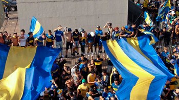 Las vallas que rodean al Obelisco, como paraavalanchas (Lihueel Althabe)