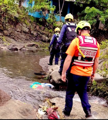 Un joven de 20 años fue hallado sin vida bajo un puente en el sector de Chanis, tras una operación de búsqueda iniciada en San Miguelito en medio de las lluvias. Tomada de X
